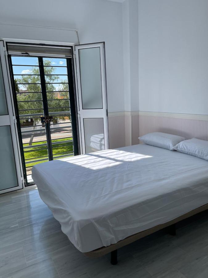Exclusivo Chalet Sevilla. ¡Jardin & Cocina! Alcala de Guadaira Exterior photo